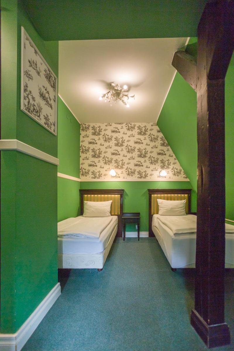 Hotel Fryderyk ดุสนิกิ สดรอย ภายนอก รูปภาพ